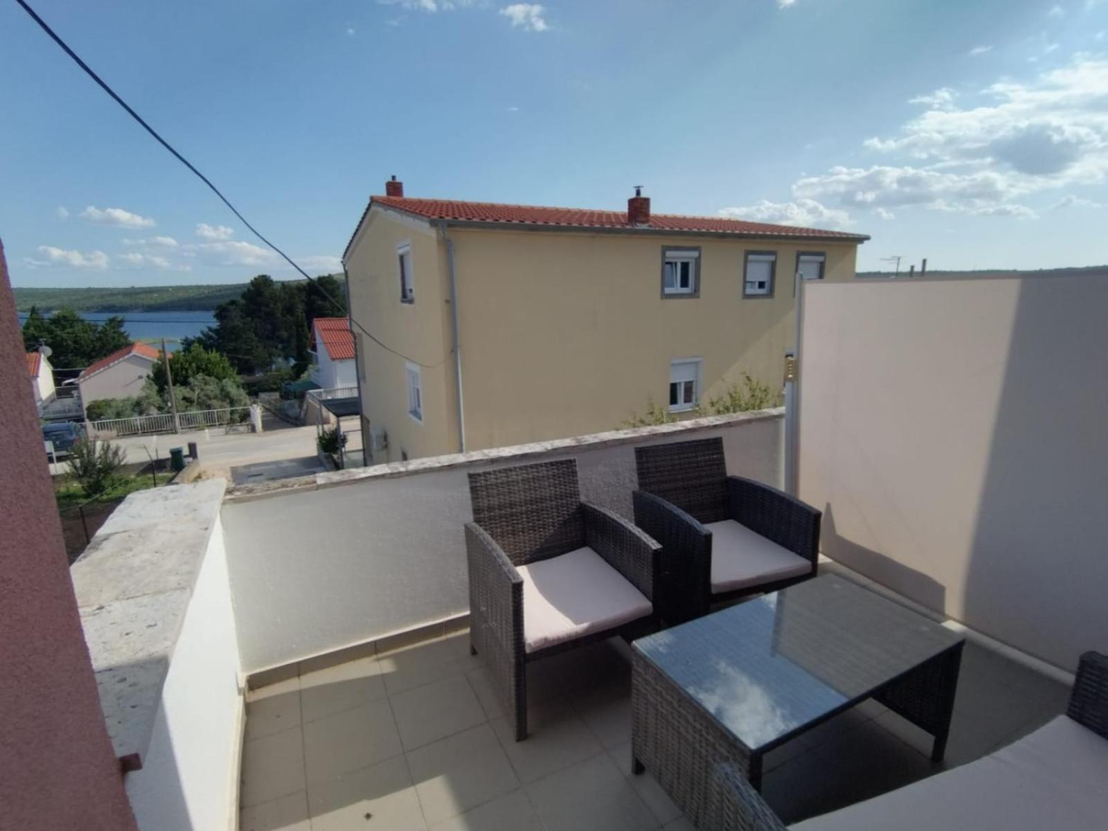 Apartments Vuk Posedarje Extérieur photo